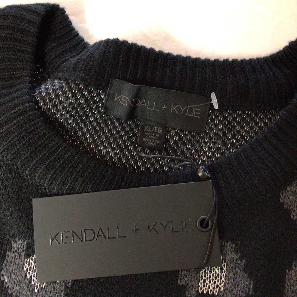 Kendall & Kylie black “spotted “ sweater - Picture 2 of 8